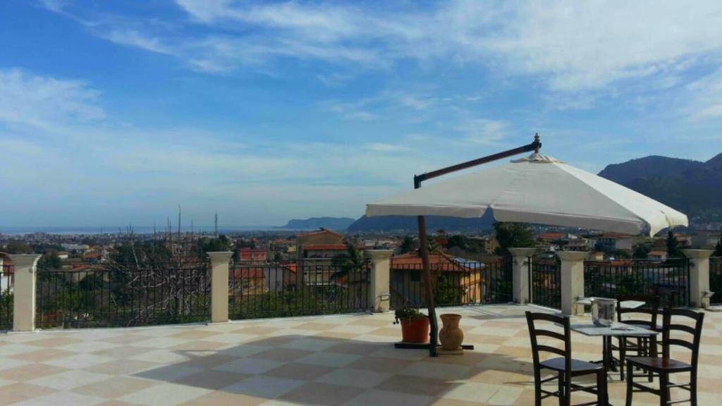 Rocca Di Monreale Bed & Breakfast Exterior photo