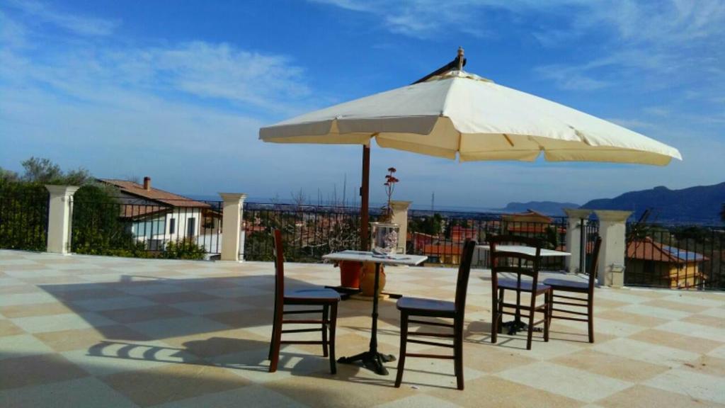 Rocca Di Monreale Bed & Breakfast Exterior photo
